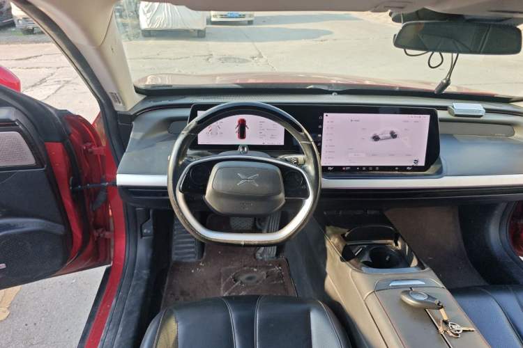 Used XPeng P7 2020 670N Steering Wheel