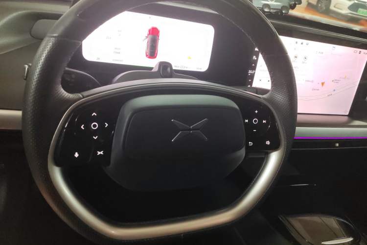 Used XPeng P7 2020 670N Steering Wheel
