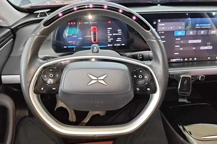 Used XPeng P7 2020 670E Steering Wheel