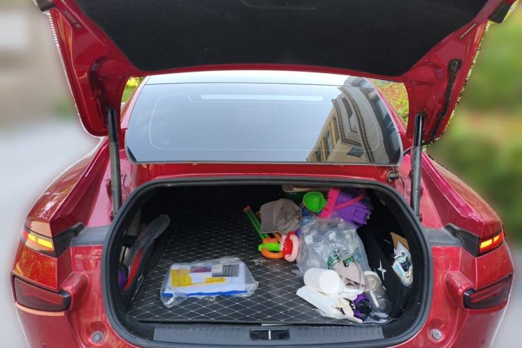 Used XPeng P7 2020 562E Performance Edition Trunk
