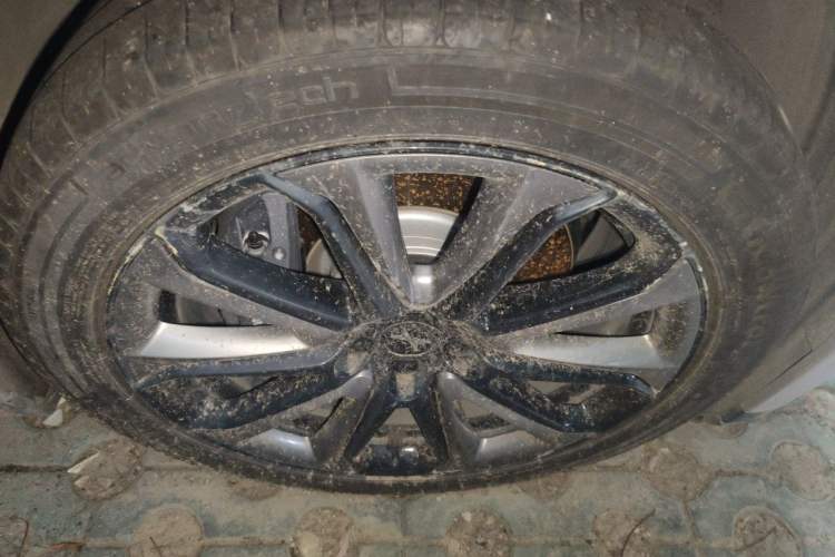 Used XPeng P7 2020 670E Right Front Wheel Hub