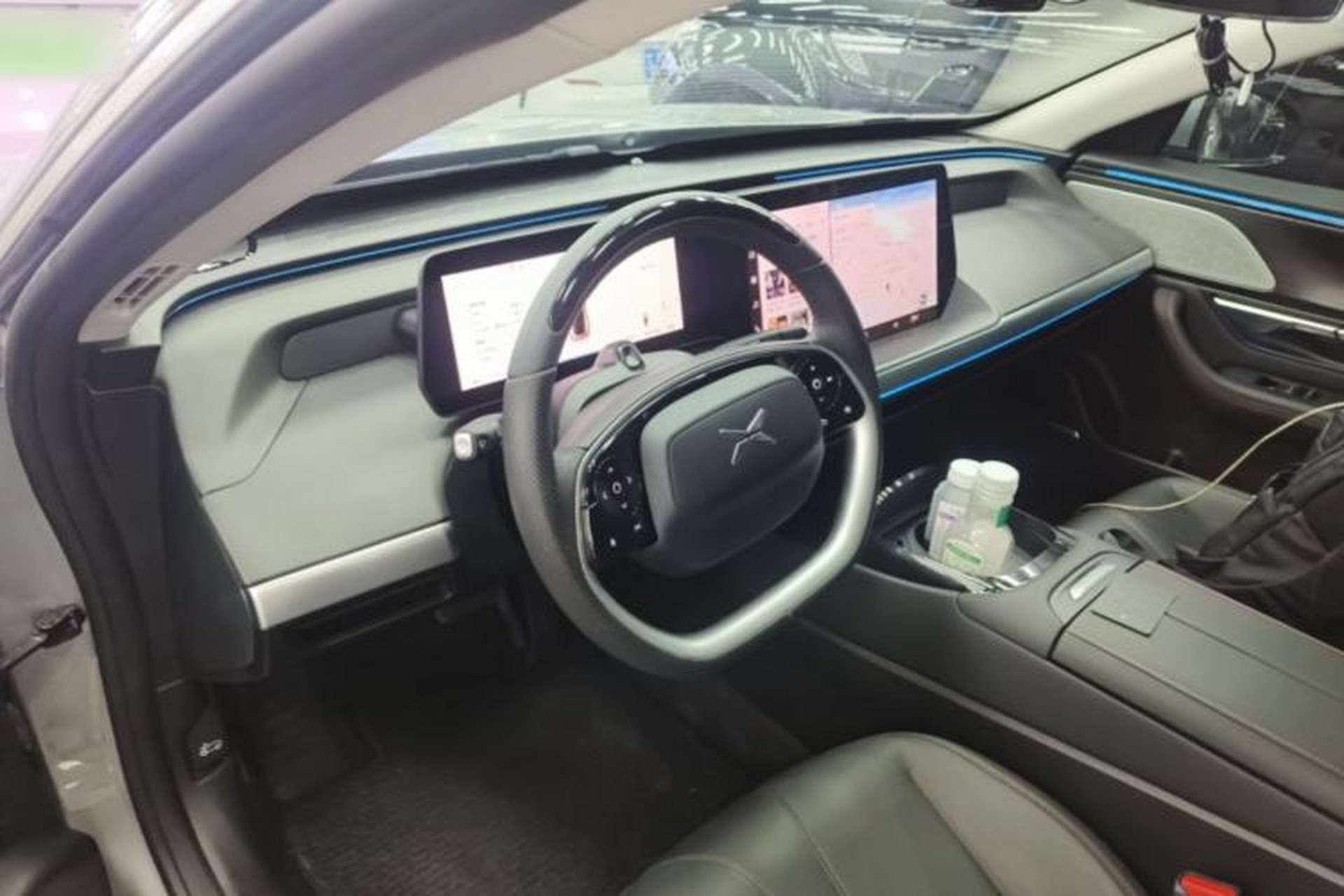 Used XPeng P7 2020 670E Center Console