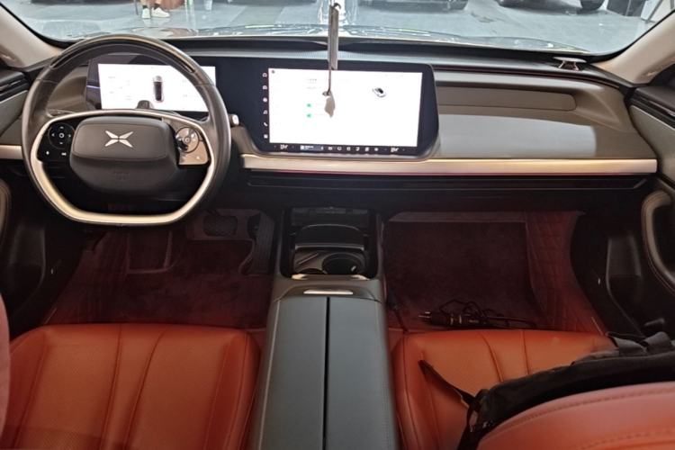 Used XPeng P7 2020 670N Center Console