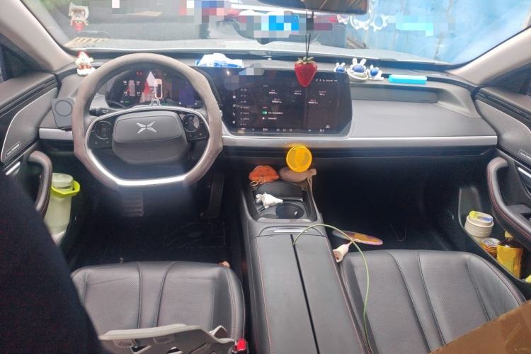 Used XPeng P7 2020 586N Center Console