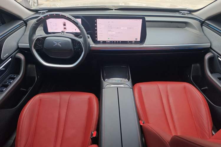 Used XPeng P7 2020 670E Center Console
