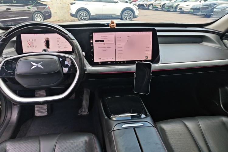 Used XPeng P7 2020 670N Center Console
