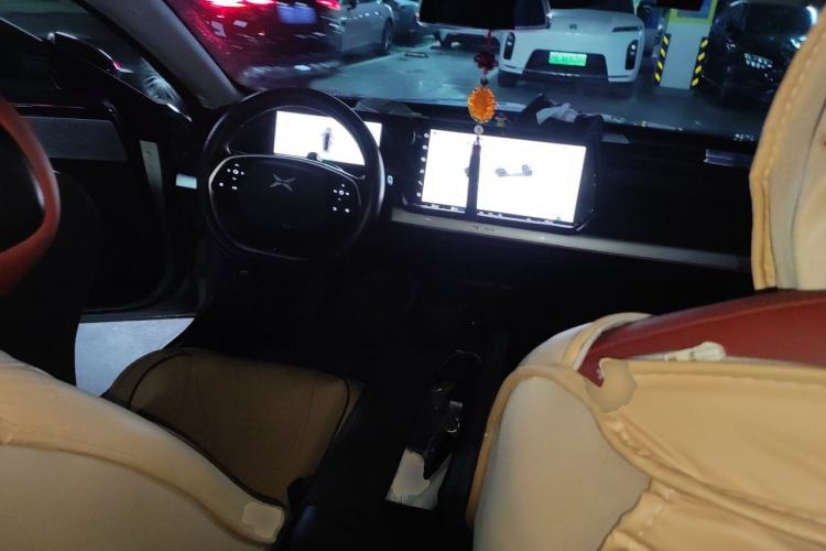Used XPeng P7 2020 562E Performance Edition Center Console