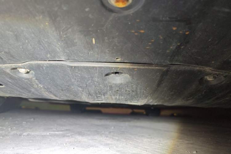 Used XPeng P7 2020 586E Chassis Front