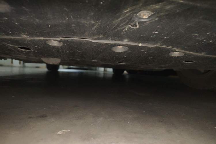Used XPeng P7 2020 670N Chassis Front