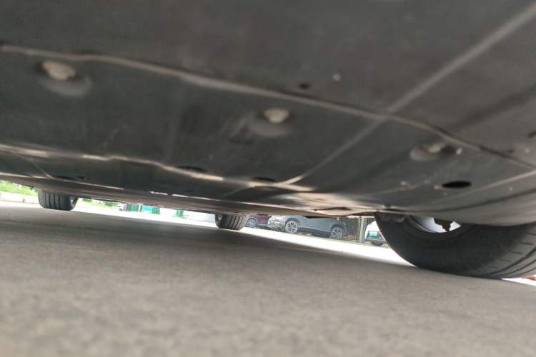 Used XPeng P7 2020 670N Chassis Front