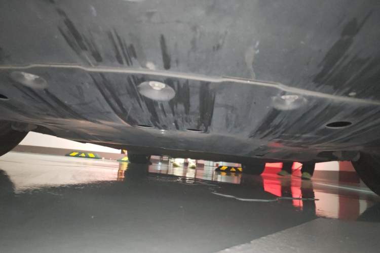 Used XPeng P7 2020 670N Chassis Front