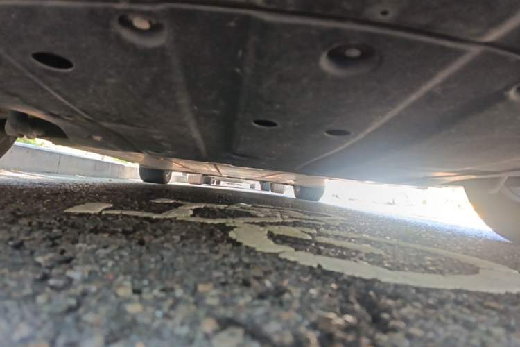 Used XPeng P7 2020 586N Chassis Front