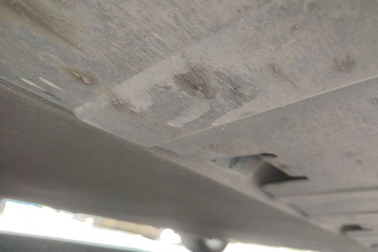 Used XPeng P7 2020 670N Chassis Front Left