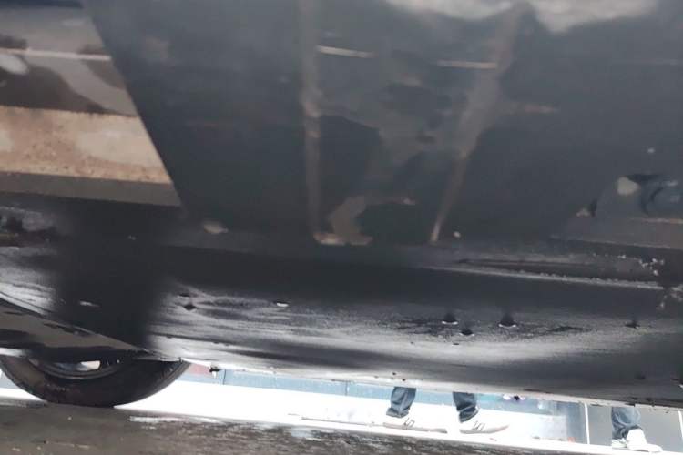 Used XPeng P7 2020 670E Chassis Front Left