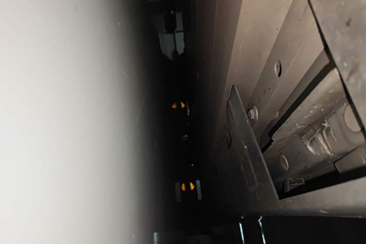 Used XPeng P7 2020 586N Chassis Front Left