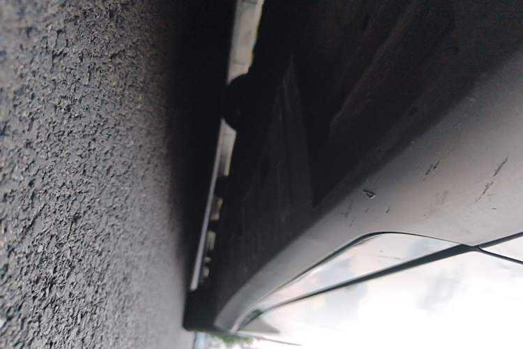 Used XPeng P7 2020 670N Chassis Front Left