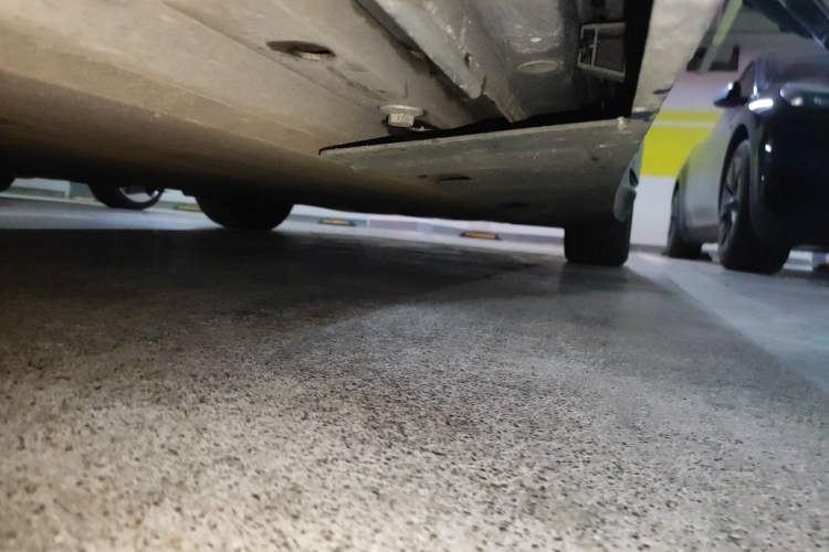 Used XPeng P7 2020 562E Performance Edition Chassis Front Left