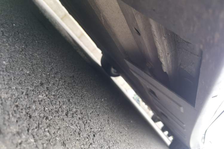 Used XPeng P7 2020 670N Chassis Front Left