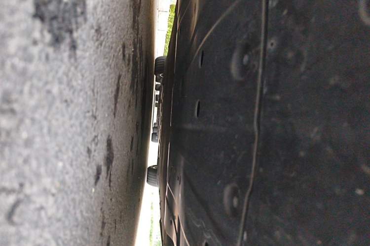 Used XPeng P7 2020 670N Chassis Front