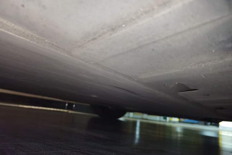 Used XPeng P7 2020 586E Chassis Front Right