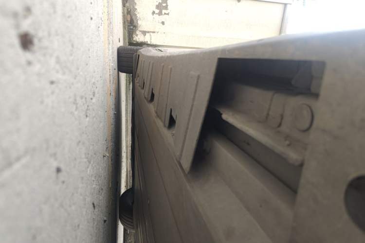 Used XPeng P7 2020 586E Chassis Front Right