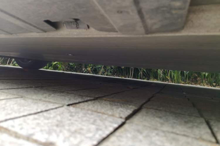 Used XPeng P7 2020 586N Chassis Front Right