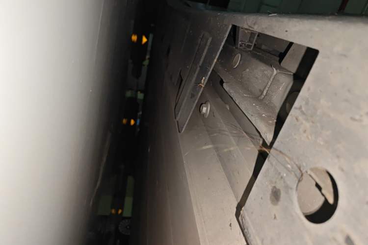 Used XPeng P7 2020 586N Chassis Front Right