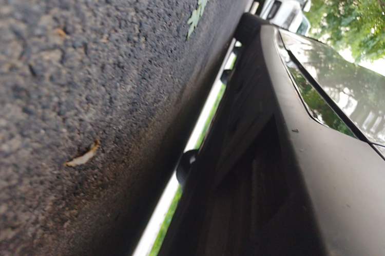 Used XPeng P7 2020 670N Chassis Front Right
