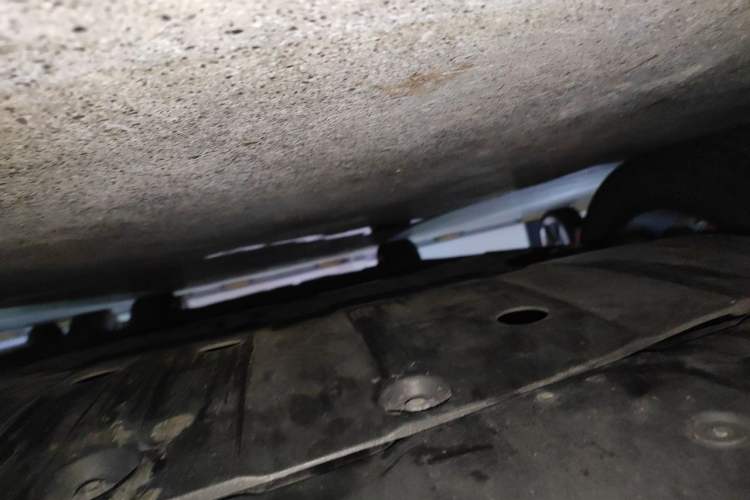 Used XPeng P7 2020 562E Performance Edition Chassis Front
