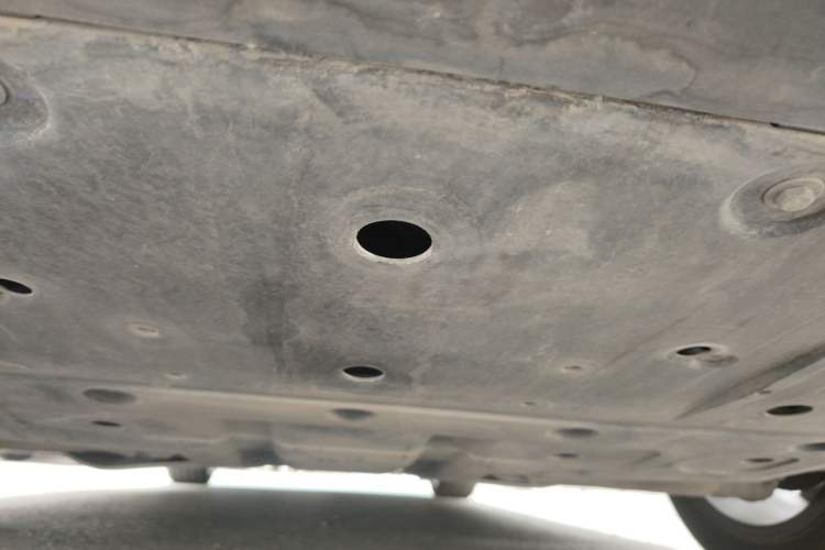 Used XPeng P7 2020 670N Chassis Rear