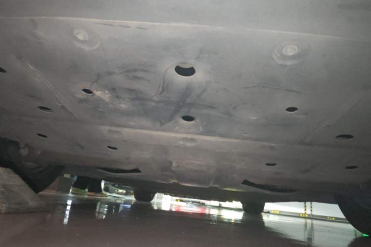 Used XPeng P7 2020 670N Chassis Rear
