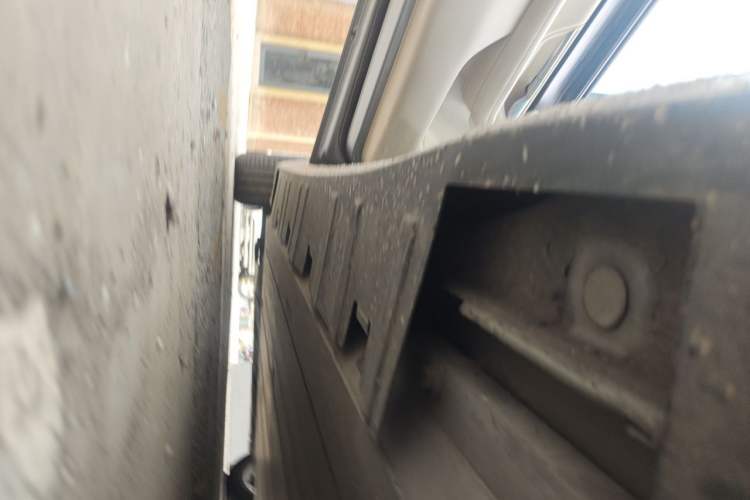 Used XPeng P7 2020 586E Chassis Rear Left