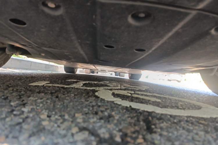 Used XPeng P7 2020 586N Chassis Rear Left