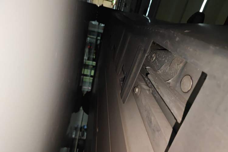 Used XPeng P7 2020 586N Chassis Rear Left