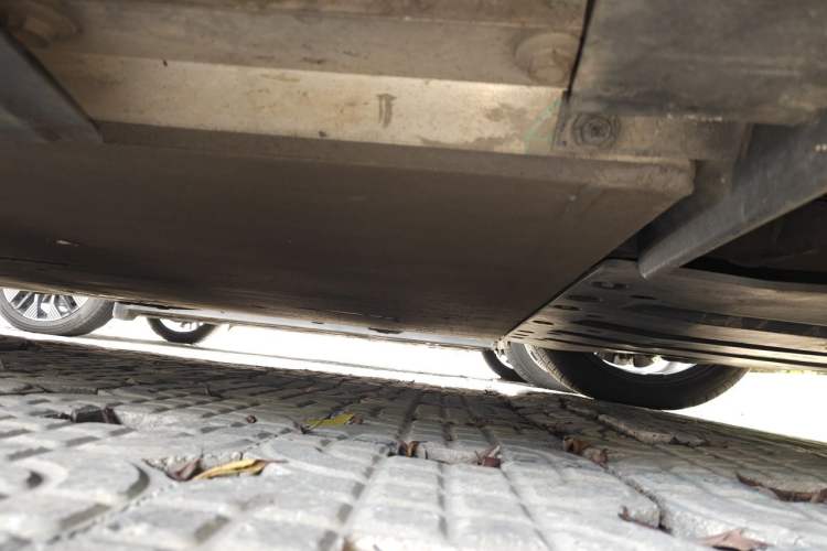 Used XPeng P7 2020 670N Chassis Rear Left