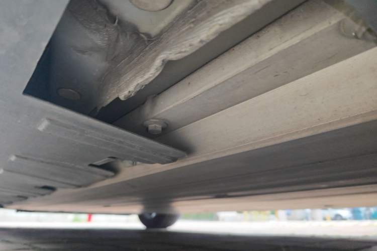 Used XPeng P7 2020 586N Chassis Rear Left