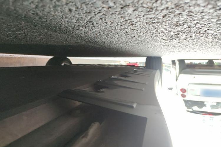 Used XPeng P7 2020 670E Chassis Rear Left