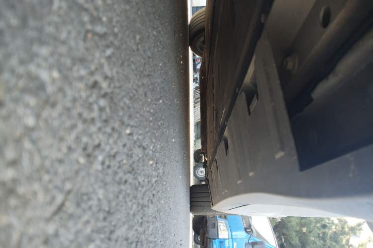 Used XPeng P7 2020 670E Chassis Rear Right