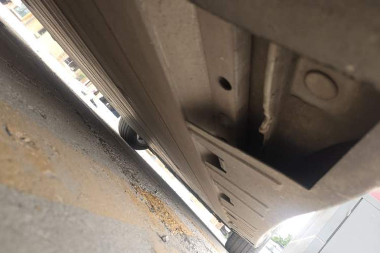 Used XPeng P7 2020 586E Chassis Rear Right