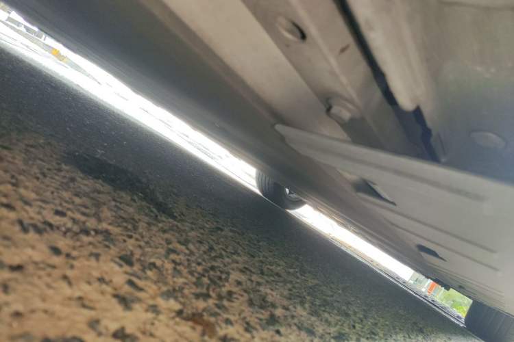 Used XPeng P7 2020 670N Chassis Rear Right