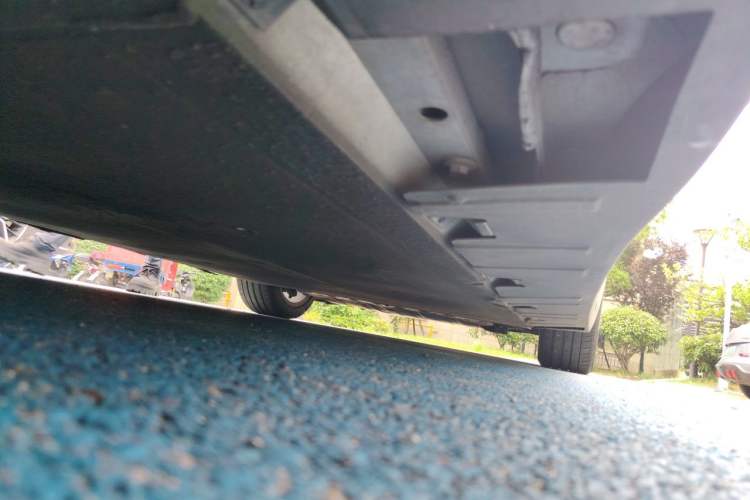 Used XPeng P7 2020 670E Chassis Rear Right