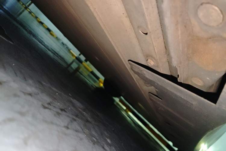 Used XPeng P7 2020 586N Chassis Rear Right