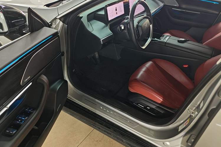 Used XPeng P7 2020 562E Performance Edition Driver Seat