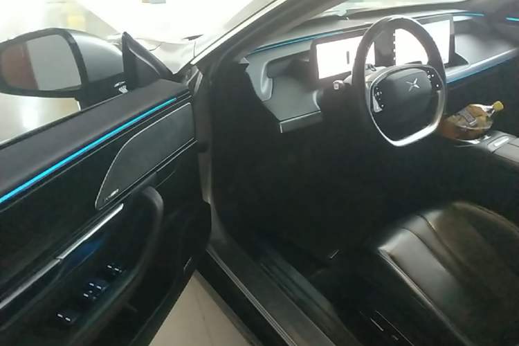 Used XPeng P7 2020 670N Driver Seat