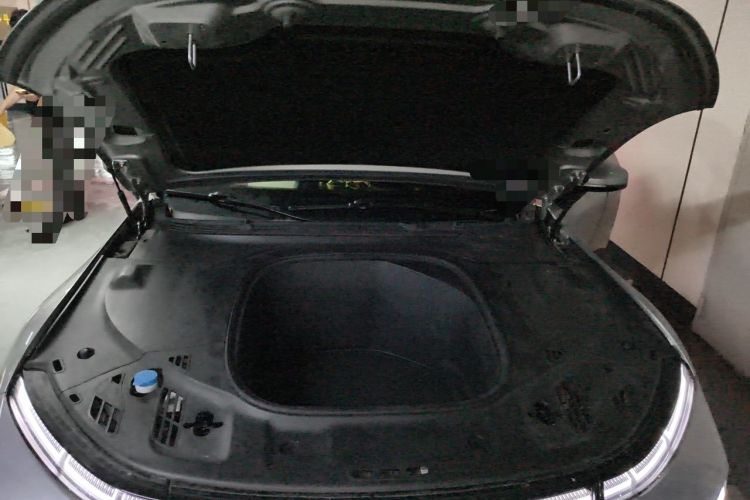 Used XPeng P7 2020 670N Engine Bay