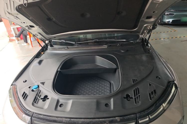 Used XPeng P7 2020 670N Engine Bay