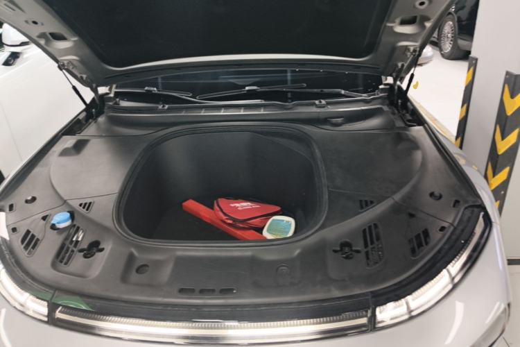 Used XPeng P7 2020 670N Engine Bay