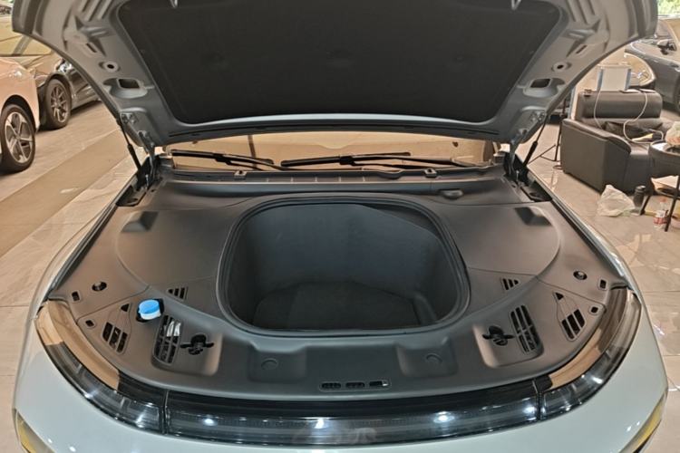 Used XPeng P7 2020 670N Engine Bay