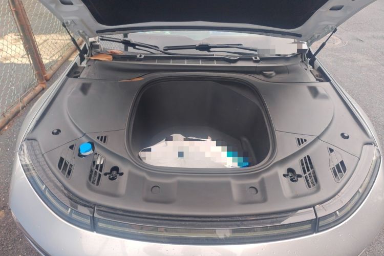 Used XPeng P7 2020 586N Engine Bay
