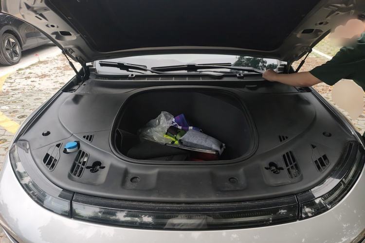 Used XPeng P7 2020 586E Engine Bay